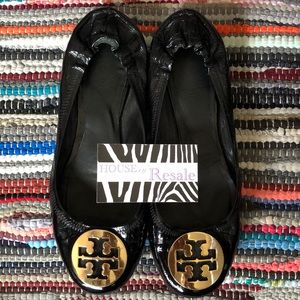 Tory Burch Black Patent Reva Ballet 8 Gold Logo